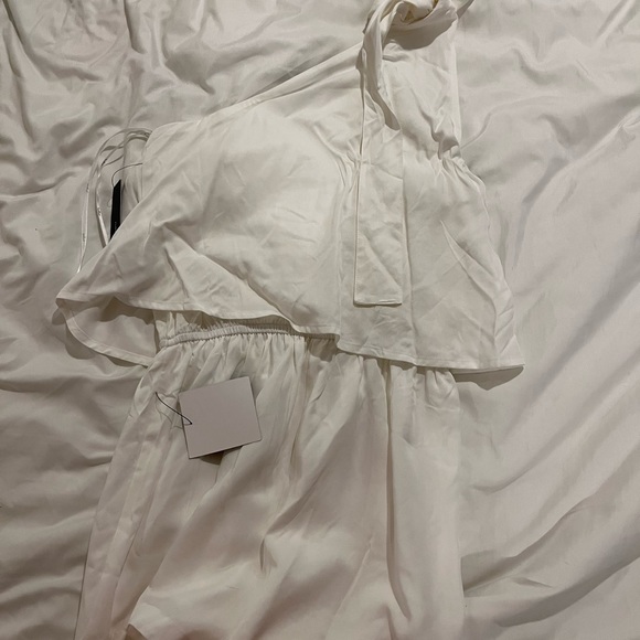 Lulu’s White One Shoulder Romper - Picture 6 of 6